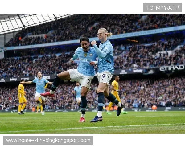 哈兰德连续争抢制造前场混乱：从训练到赛场的进攻艺术