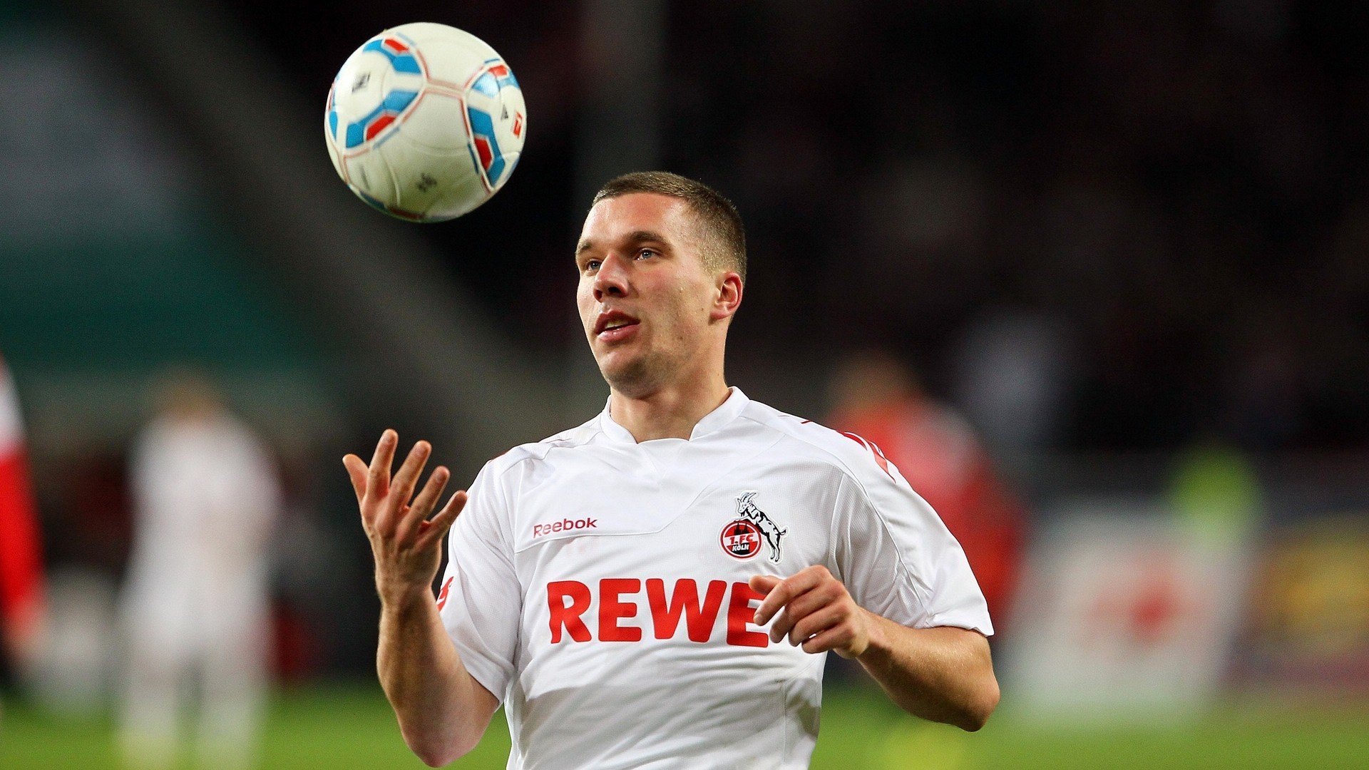 足球明星今日动态